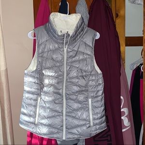 Gray vest, size xl
